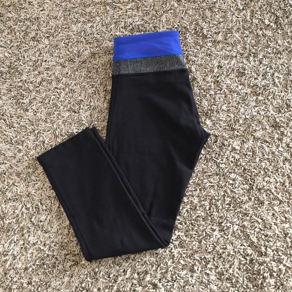 Lululemon Reversible Wunder Groove Crops